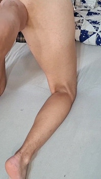 สาววัยรุ่นอายุ 18 เย็ดหีด้วยดิลโด้ คอมไพล์
