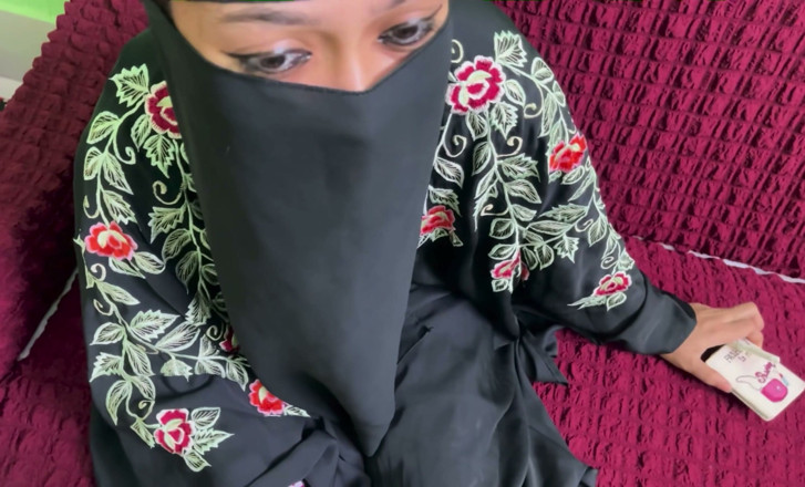 video_zone_bangla: Aunty Fast Time Fucking with Me When My Stepfather Is...