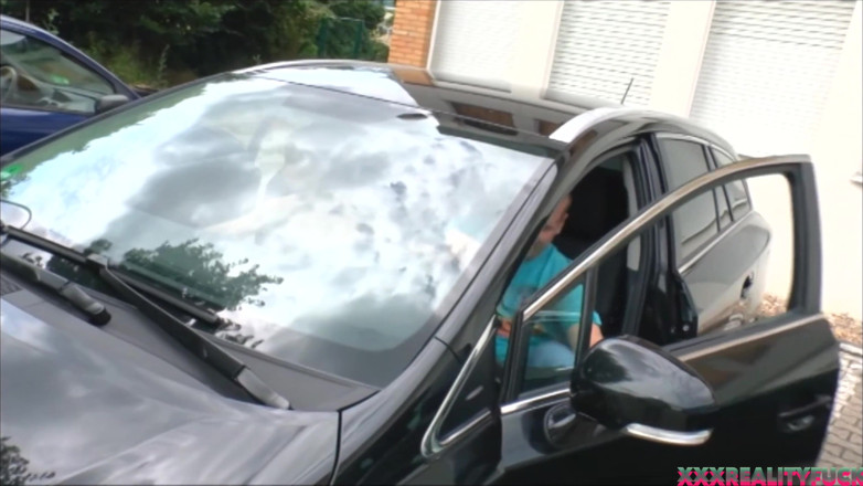 Czech Pornzone: Sletten van parkeerplaats vol.8