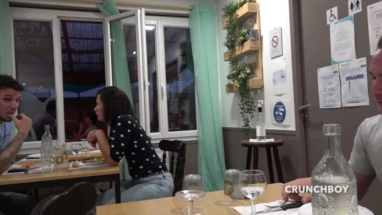 Apolo Adrii pornstar by crunchboy: Hetero kluk ošukaný Apolem Adrii v restauraci