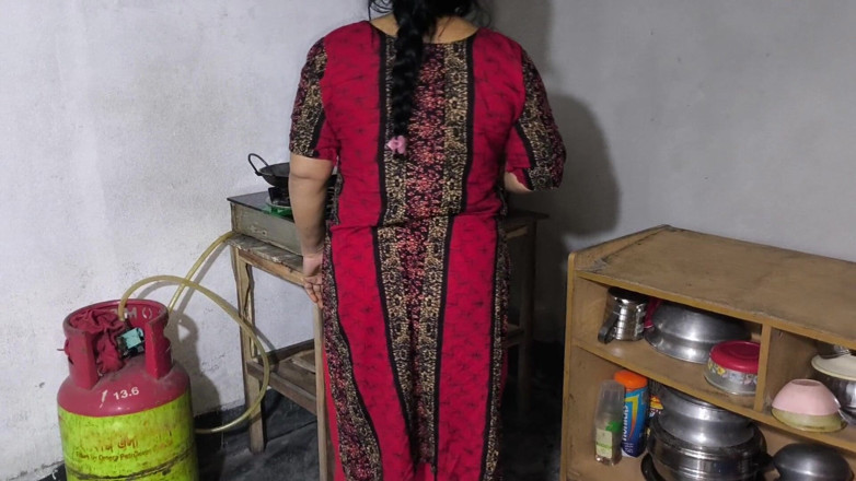 SAFI TV: My Step Aunty Was Cooking so I Hugged Her and...