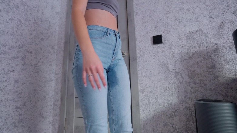 Solo Alice: Schreiende verzweiflung, pinkeln in jeans teil2