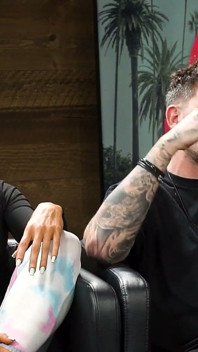 Lexy panterra goyang pantat di studio podcast!