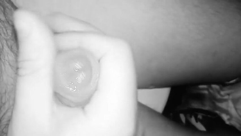 Zboczony Chlopak: 俺は処女だ、俺がどんな風にファックする味を見せてくれ。もうオナツをしたくない!