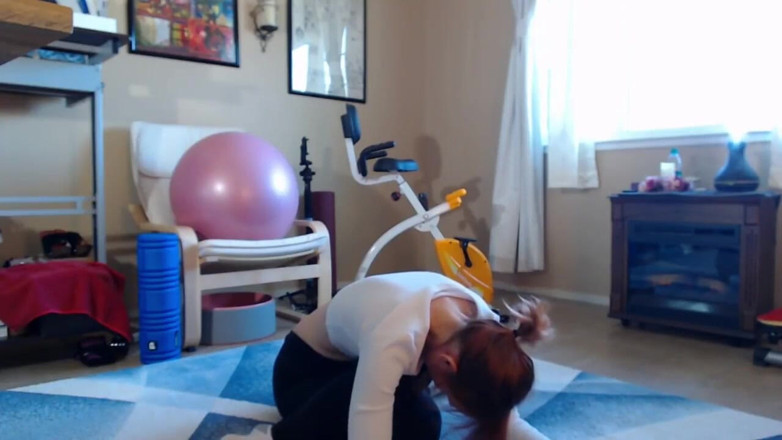 Aurora Willows: Today's morning stretch routine