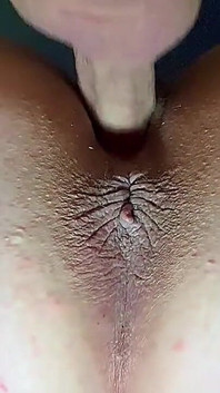 Lubang dubur yang sangat dekat mengongkek creampie amatur