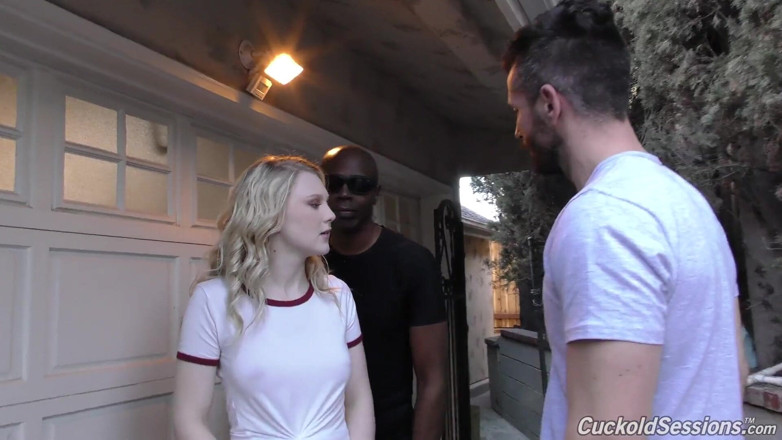 Cuckold Sessions: Lily Rader - sesiuni interrasiale de încornorare în grup