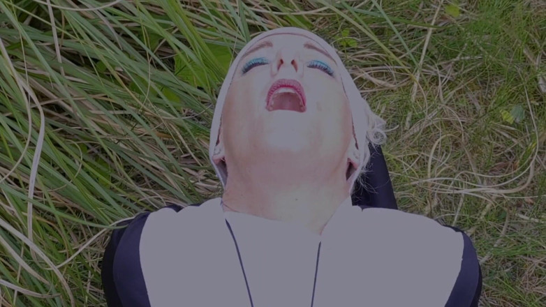 Kylie Britain Adventures: Новий коханець черниці Кайлі