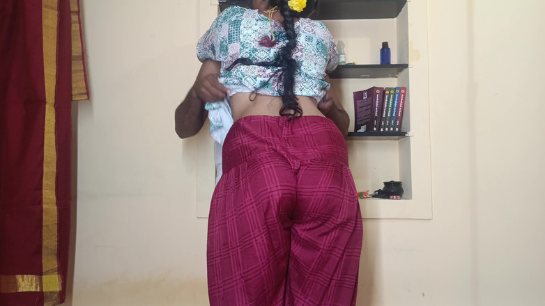 Palani69: 后入式操逼家庭主妇XXX