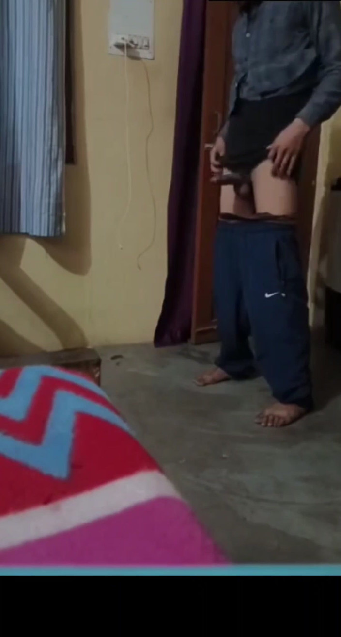 sashaa: Devar에게 몰래 따먹히는 인도 바람둥이 바비