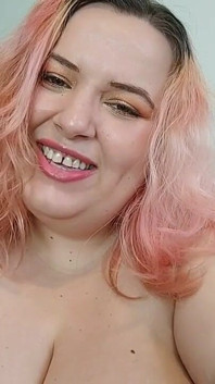 Grandota en humillación de pene pequeño - ella no puede dejar de reír