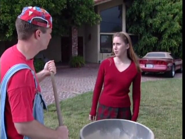 Teen Seduction: ローラはポップのジムで彼女をファックします