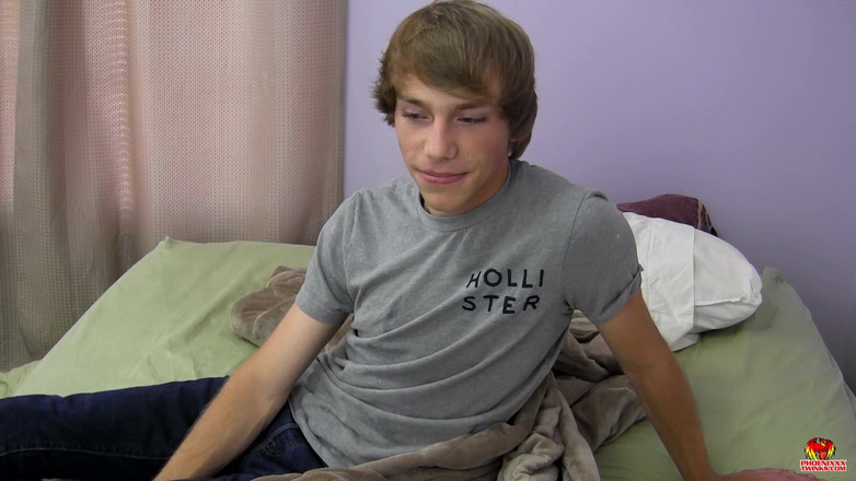 Phoenixxx: 采访可爱的年轻小妞