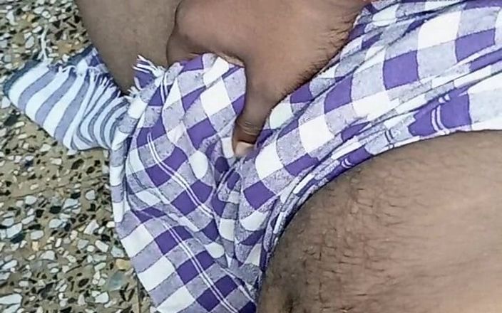 Sweet Indian cock: Bhabhi Sucking and Licking My Penis in Home