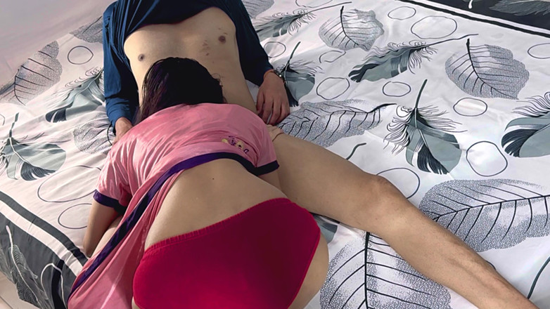Desifilmy45: Indian Full Sex Video Wife Gave Surprise to Husband