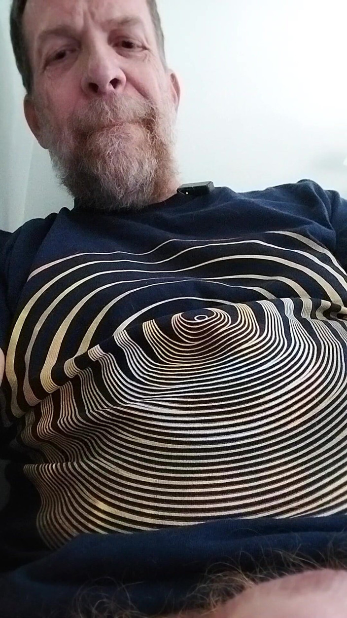 Hairyartist: Deixe o pau ser seu guia