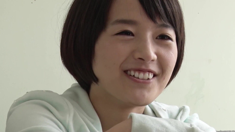 JAPAN IN LOVE: Asian Queens Scene-4_japanese brunetka nastolatka uwielbia uzyskiwanie jej owłosionej cipki...
