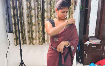 Sexy Komal: Nyonya, apakah Anda akan pergi ke pesta?