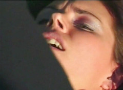 Analiscius: Jízda na jeho ptákovi se svým tlustým zadkem venku