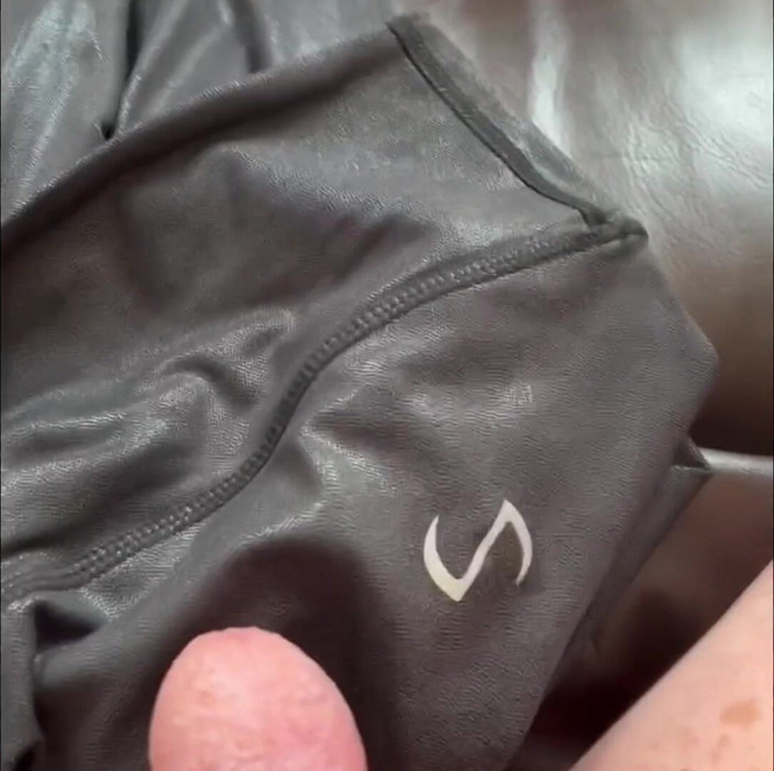 Louise: Leggings estim cum