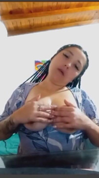 Giocare con le mie tette