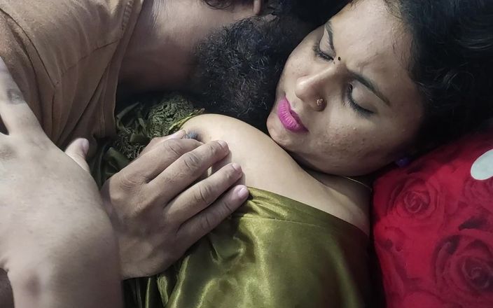 Vaishnavysharunraj: Tette notturne succhiano il romanticismo di coppie indiane