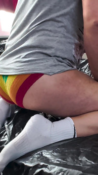 Diversión mojada con juguete de sexo