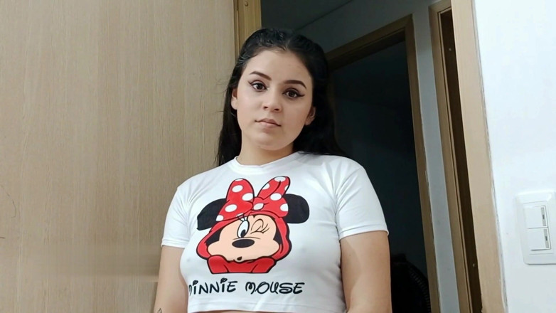 MelanieCaceres: Sora vitregă îmi conferă dorința de a ejacula în pizda ei - porno în...