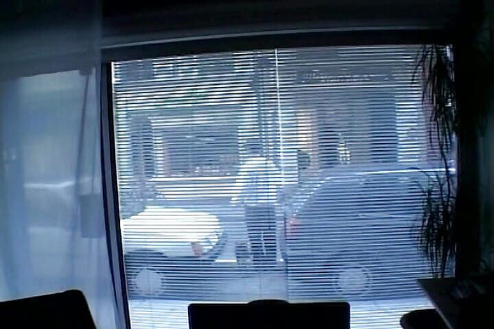 Monde Francais: 一个美丽的法国少女的三根鸡巴和大量精液