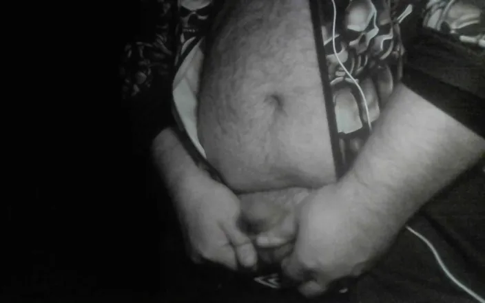 Jerking Perv: I Cum on Hearts on Valentine's Day