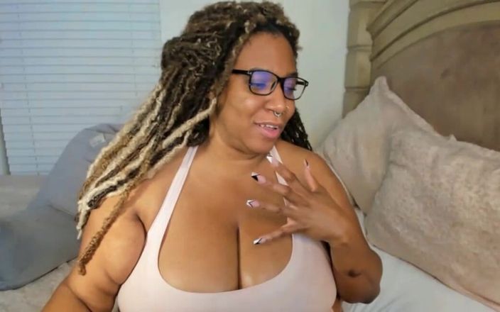Josie4yourpleasure: CK 란제리를 입고 오일로 자신을 마사지