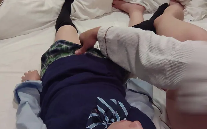 hchan: My Pussy Was Tingling, so I Got on Top and...