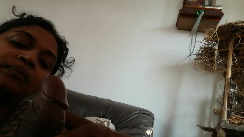 Tina Baby: Üvey anne üvey oğlunun yarağını ağzına alıyor