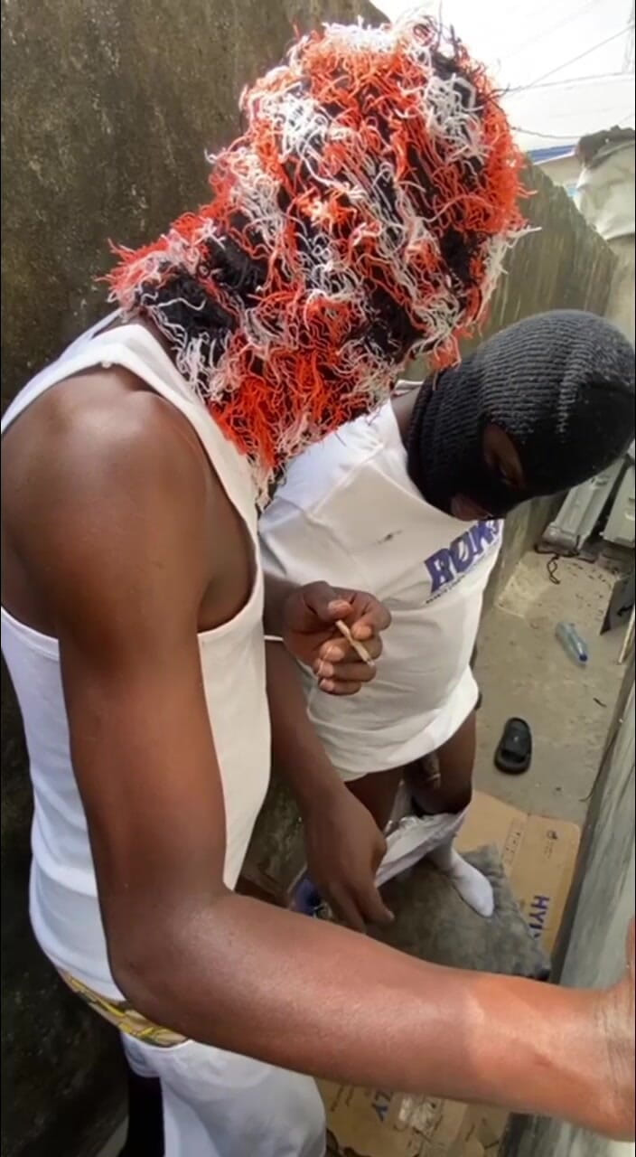 Bullet: Швидкий секс у кутку