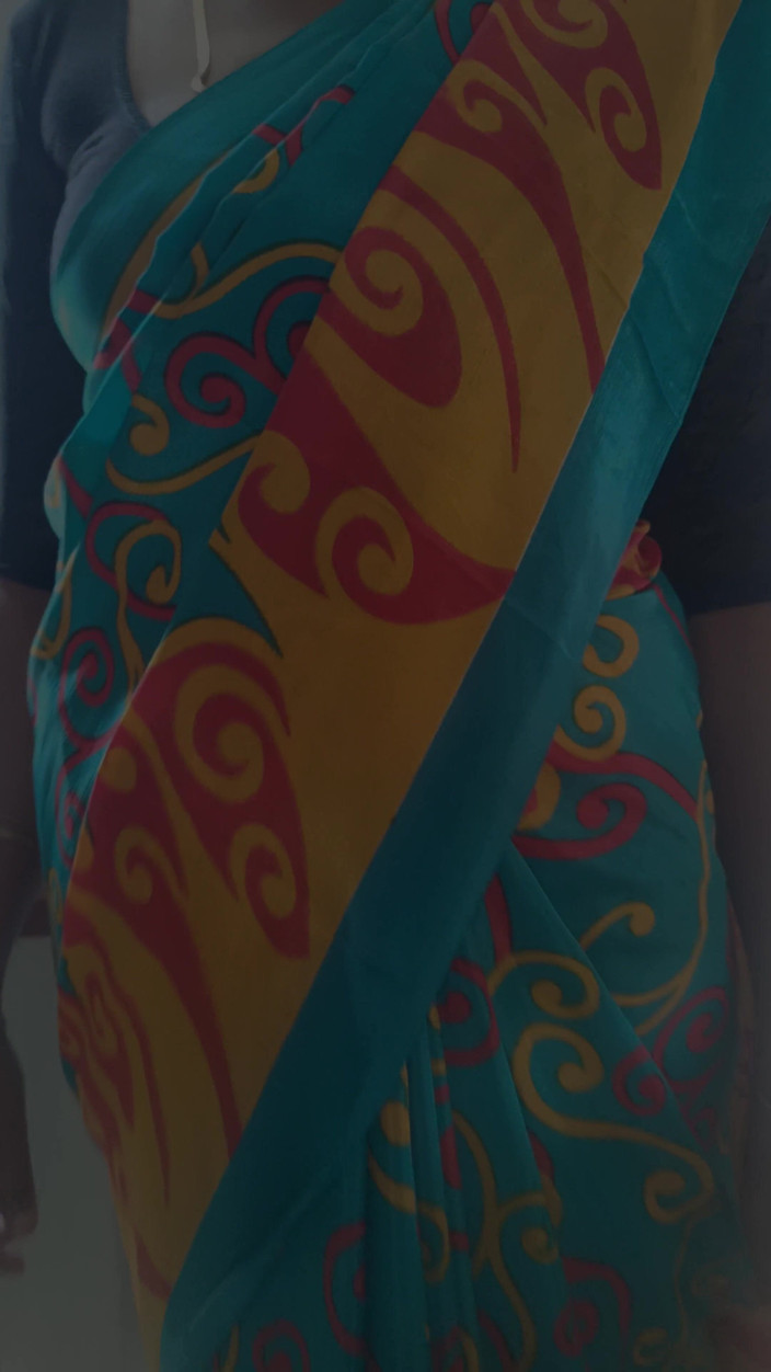 Inba: Wanita berkahwin Bercinta Dengan Saree Colour Berkahwin dengan teman lelakinya