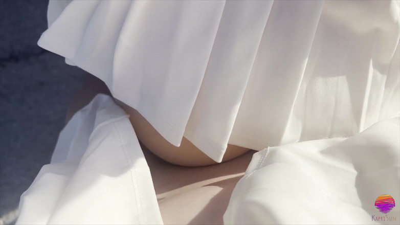 Kapri Sun: Bütünlü ikili grup seks