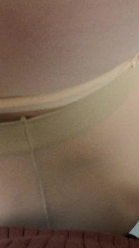 Min fru blinkande bröst i tunnelbanan & en okänd man cum på hennes bröst