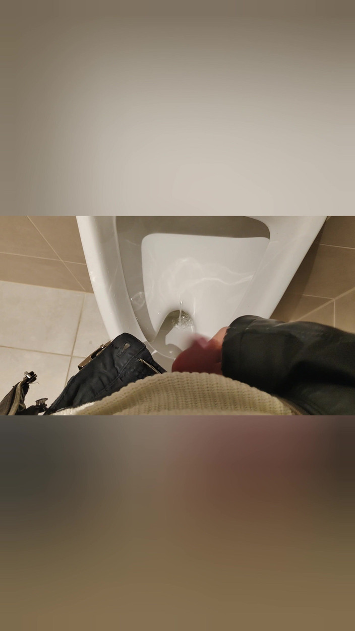Bayer911: Young Skinny White Boy Piss Mix