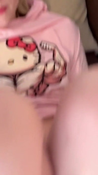 Uwu Fantasi Masa Katil Dalam Tangan