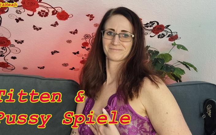 NadjaNeah: Bröst och fitta spel