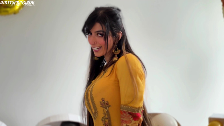 Aaliyah Yasin: Aaliyah Yasin je nadržená při čekání na své hosty