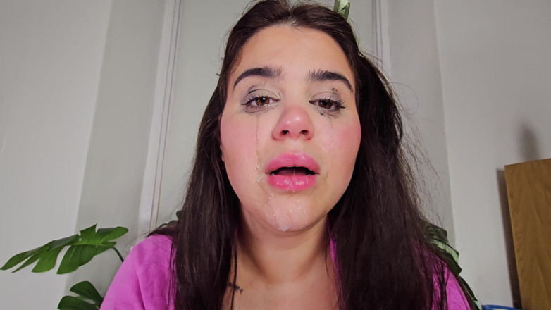 LuciaLatinaGomez: Super Sloppy Cum Swallow - Begging to Be Used