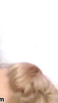 19-jährige süßes blondes teen bibi Noel pOV blowjob gesichtsbesamung