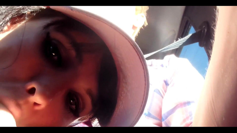 MrPussyLicking: Sucking Cock While Driving