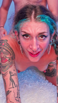Edonè Kaliyuga Hardcore POV anál - orgasmus, stříkání a šukání do obličeje