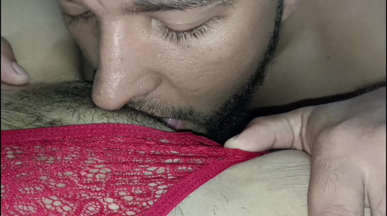 Calvohot70: 在家工作保证是轻而易举的，多么美妙。