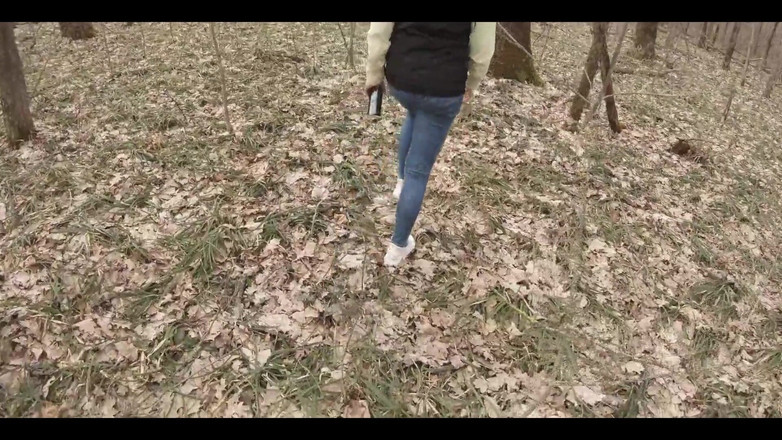 YSP Studio: Một cuộc đi bộ cho snowdrops biến thành một thổi kèn...