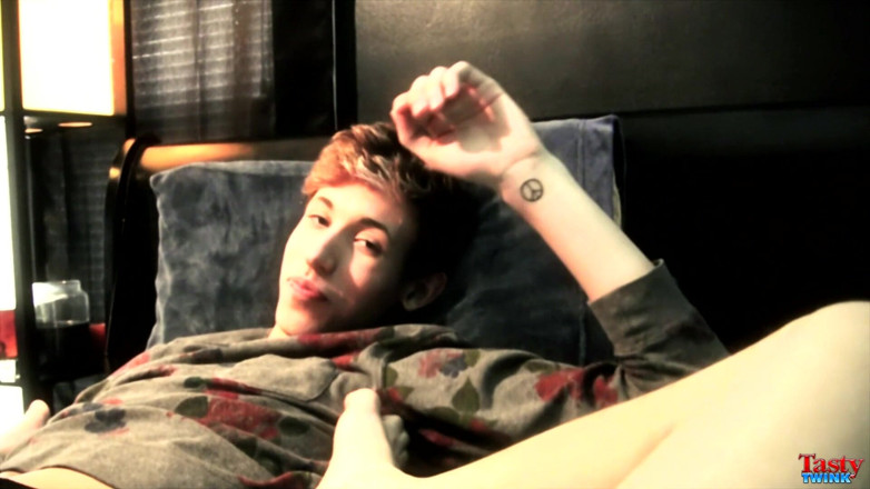 Tasty Twink: Filling His Hot Little Mouth