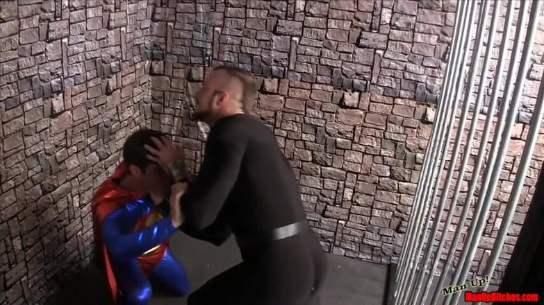 ManUpFilms: Antrenamentul lui Superman