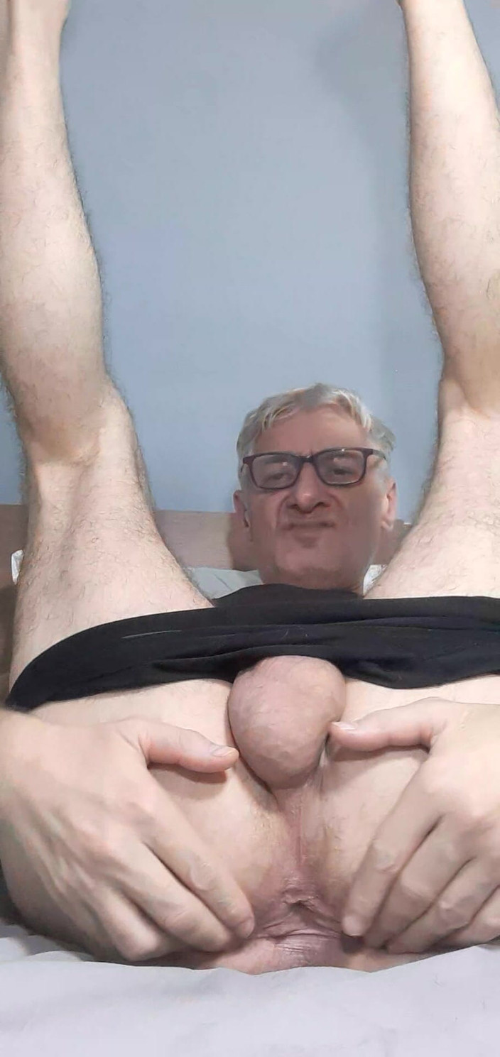 Big uncut hard cock: गांड का छेद एक्शन गीली तंग कुंवारी गांड